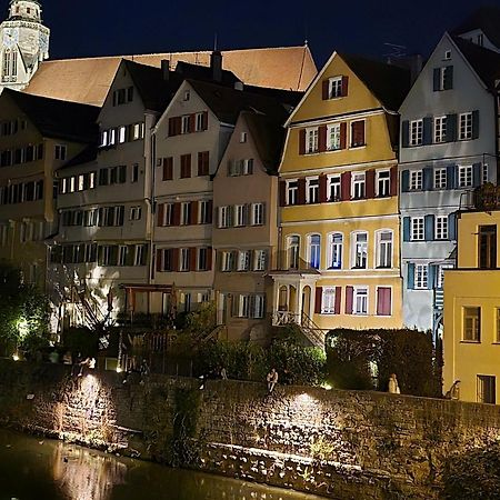 Stadtnahes Gaestezimmer Im Penthouse Bei Esi Тюбинген Экстерьер фото