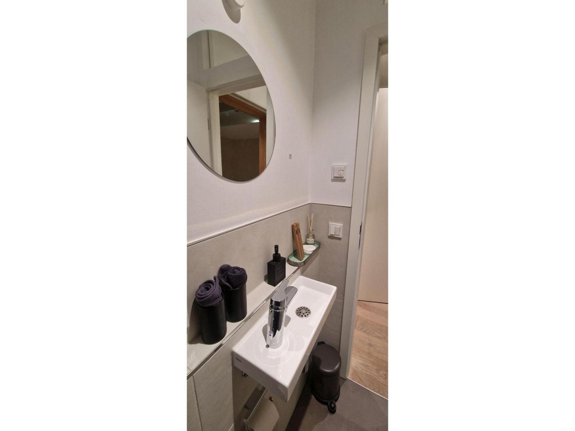 Stadtnahes Gaestezimmer Im Penthouse Bei Esi Тюбинген Экстерьер фото